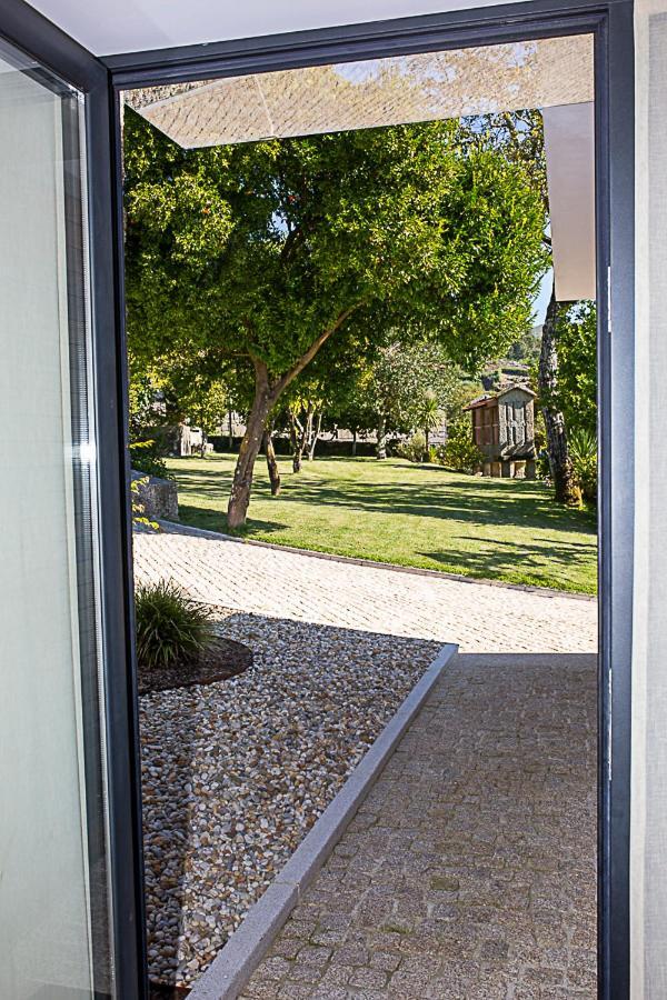 Regada House Pensionat Vieira do Minho Exteriör bild